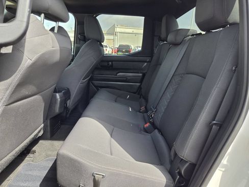 Used 2025 Toyota Tacoma SR5 AWD/4WD image 27