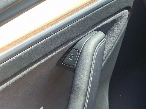 Used 2023 Tesla Model 3 Standard Range RWD image 25