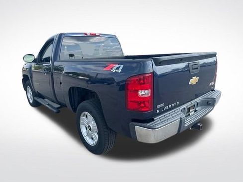 Used 2011 Chevrolet Silverado 1500 LT w/ Interior Plus Package AWD/4WD image 7