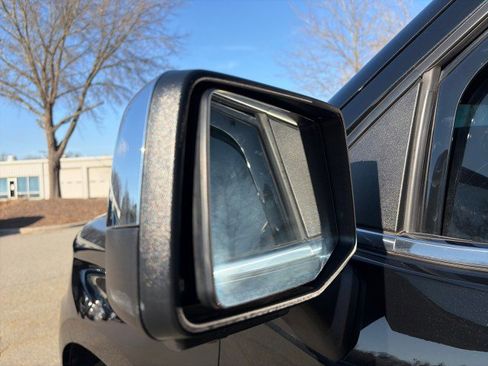 Used 2021 Chevrolet Silverado 1500 LTZ w/ LTZ Premium Package image 9