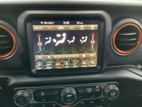 Used 2021 Jeep Gladiator Mojave AWD/4WD image 34