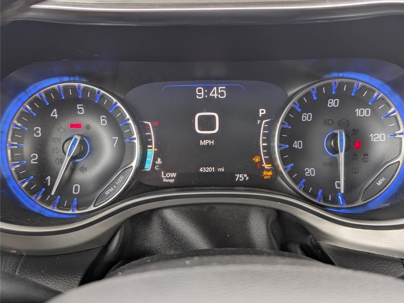 Used 2023 Chrysler Pacifica Limited w/ S Appearance Package AWD/4WD image 37