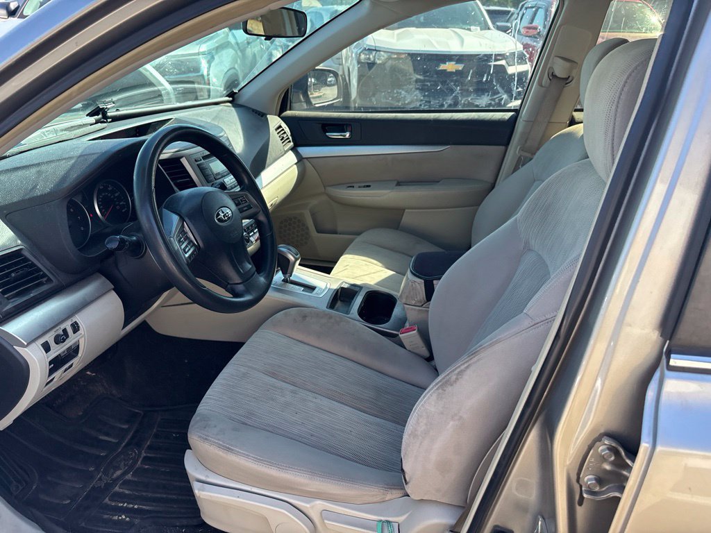 Used 2014 Subaru Outback 2.5i w/ Popular Package #2 AWD/4WD image 11