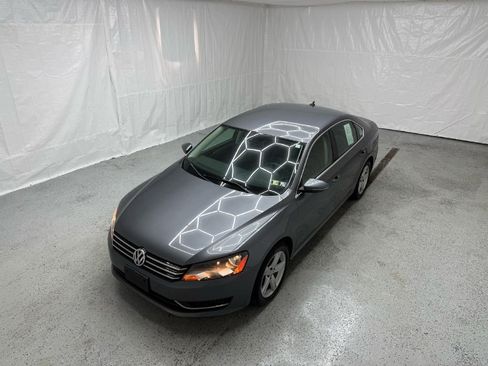 Used 2012 Volkswagen Passat 2.5 SE image 31