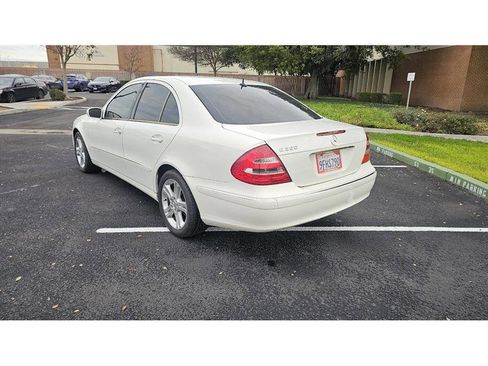 Used 2006 Mercedes-Benz E 350 E 350 4dr Sedan image 7