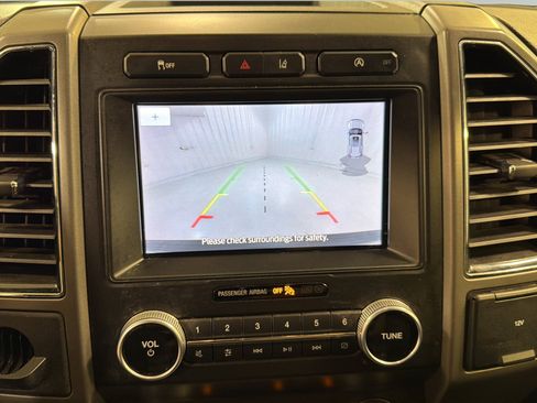 Used 2021 Ford Expedition XLT RWD image 16