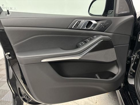 New 2026 BMW X5 M60i image 26