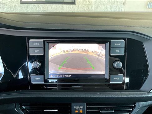 Used 2021 Volkswagen Jetta S w/ Driver Assistance Package image 28