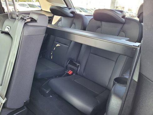 Certified 2024 Volvo XC90 T8 Plus w/ Protection Package Premier image 12