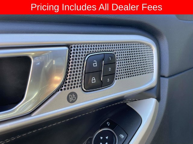 Used 2023 Ford Explorer Limited w/ Equipment Group 301A AWD/4WD image 20