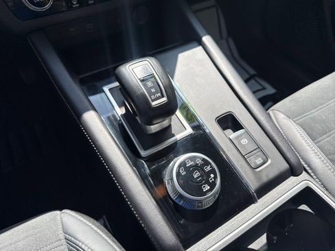 Used 2022 Mitsubishi Outlander SE AWD/4WD image 26
