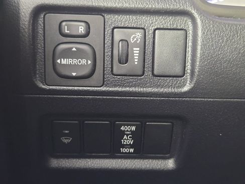 Used 2018 Toyota 4Runner SR5 Premium AWD/4WD image 21