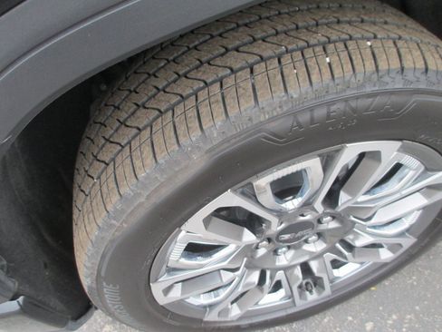 Used 2026 GMC Sierra 1500 Denali Ultimate image 12