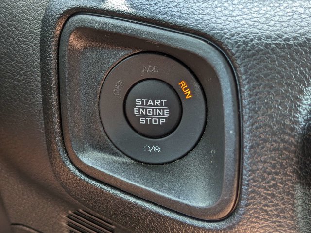 Used 2025 Jeep Wrangler Unlimited Sport AWD/4WD image 27
