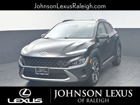 Used 2022 Hyundai Kona Limited w/ Winter Weather Package image 5