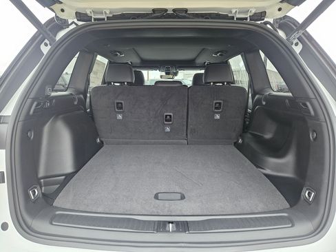 New 2025 Jeep Grand Cherokee Limited image 19