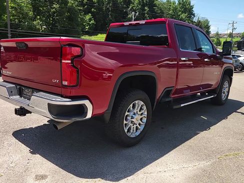 Used 2024 Chevrolet Silverado 2500 LTZ w/ LTZ Premium Package AWD/4WD image 13