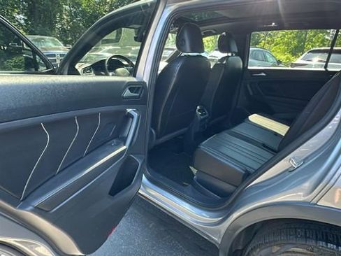 Used 2024 Volkswagen Tiguan SE R-Line AWD/4WD image 35