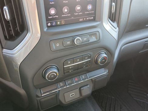 Used 2020 Chevrolet Silverado 1500 Custom Trail Boss w/ Custom Convenience Package AWD/4WD image 16