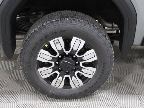 New 2026 GMC Sierra 2500 Denali w/ Denali Reserve Package image 46