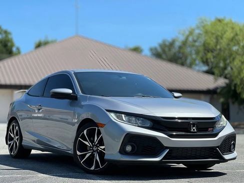 Used 2018 Honda Civic Si image 3