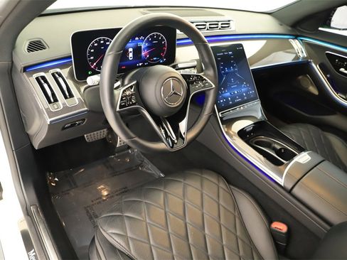 Used 2022 Mercedes-Benz S 580 4MATIC Sedan image 15