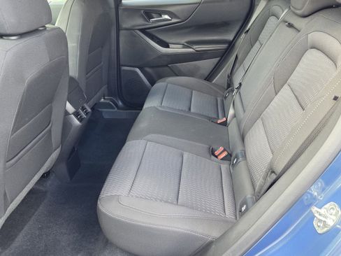 Used 2025 Chevrolet Equinox LT FWD image 4
