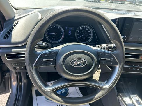 Used 2022 Hyundai Sonata SE FWD image 12