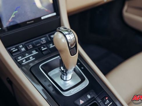 Used 2013 Porsche 911 Carrera S image 8