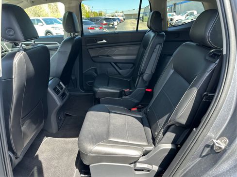 Used 2022 Volkswagen Atlas SE w/ Panoramic Sunroof Package AWD/4WD image 10