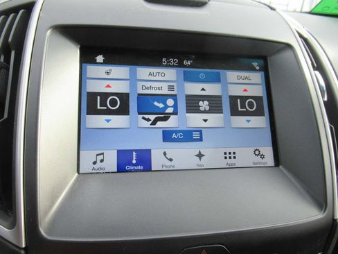 Used 2016 Ford Edge SEL w/ Equipment Group 201A AWD/4WD image 26