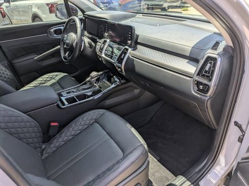 Certified 2023 Kia Sorento SX AWD/4WD image 14