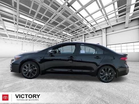 Used 2026 Toyota Corolla SE w/ SE Package FWD image 6