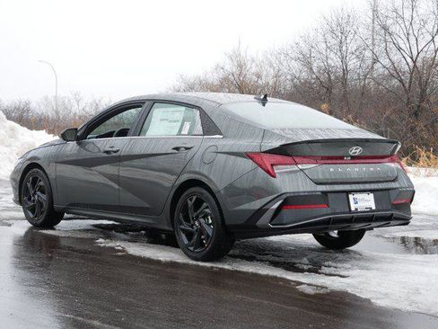 New 2026 Hyundai Elantra SEL Sport Premium FWD image 3