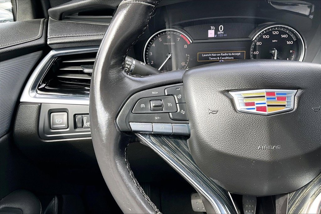 Used 2024 Cadillac XT6 Premium Luxury FWD image 11