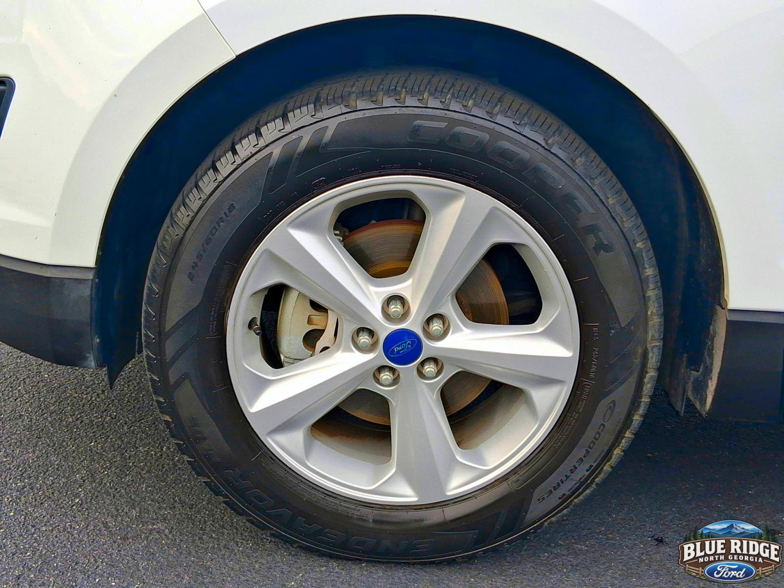 Used 2016 Ford Edge SE FWD image 9