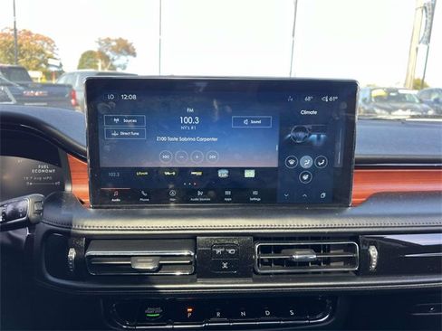 Certified 2022 Lincoln Nautilus Reserve image 21