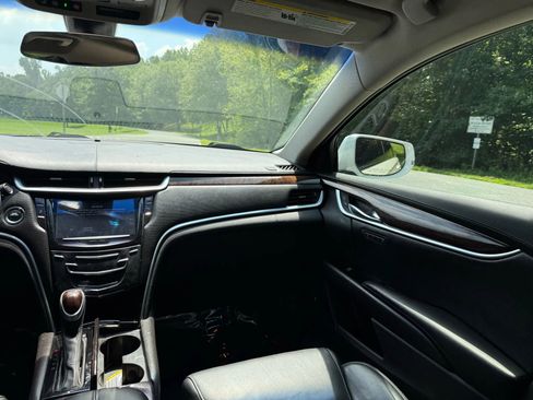 Used 2016 Cadillac XTS Luxury image 25