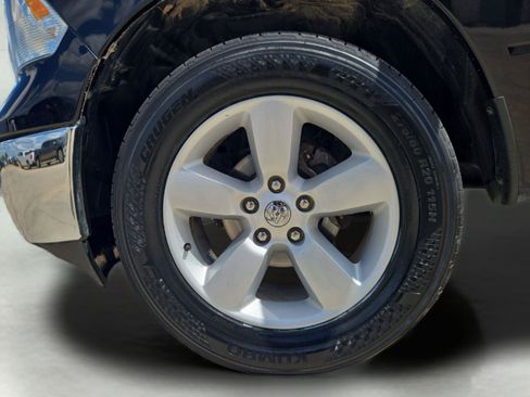 Used 2024 RAM 1500 Classic SLT AWD/4WD image 11