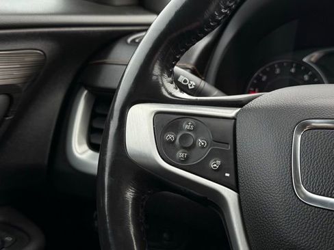 Used 2018 GMC Terrain SLT w/ Preferred Package image 10