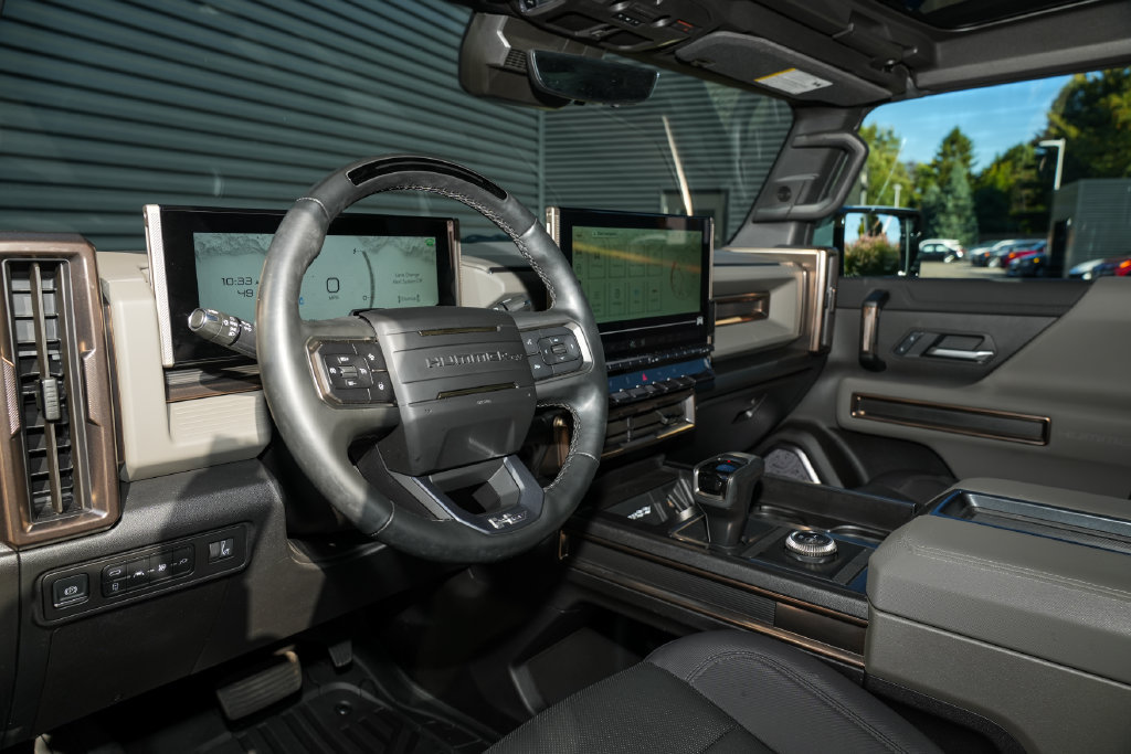 Used 2025 GMC Hummer EV 3X AWD/4WD image 4