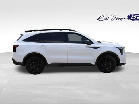 Used 2024 Kia Sorento SX AWD/4WD image 4