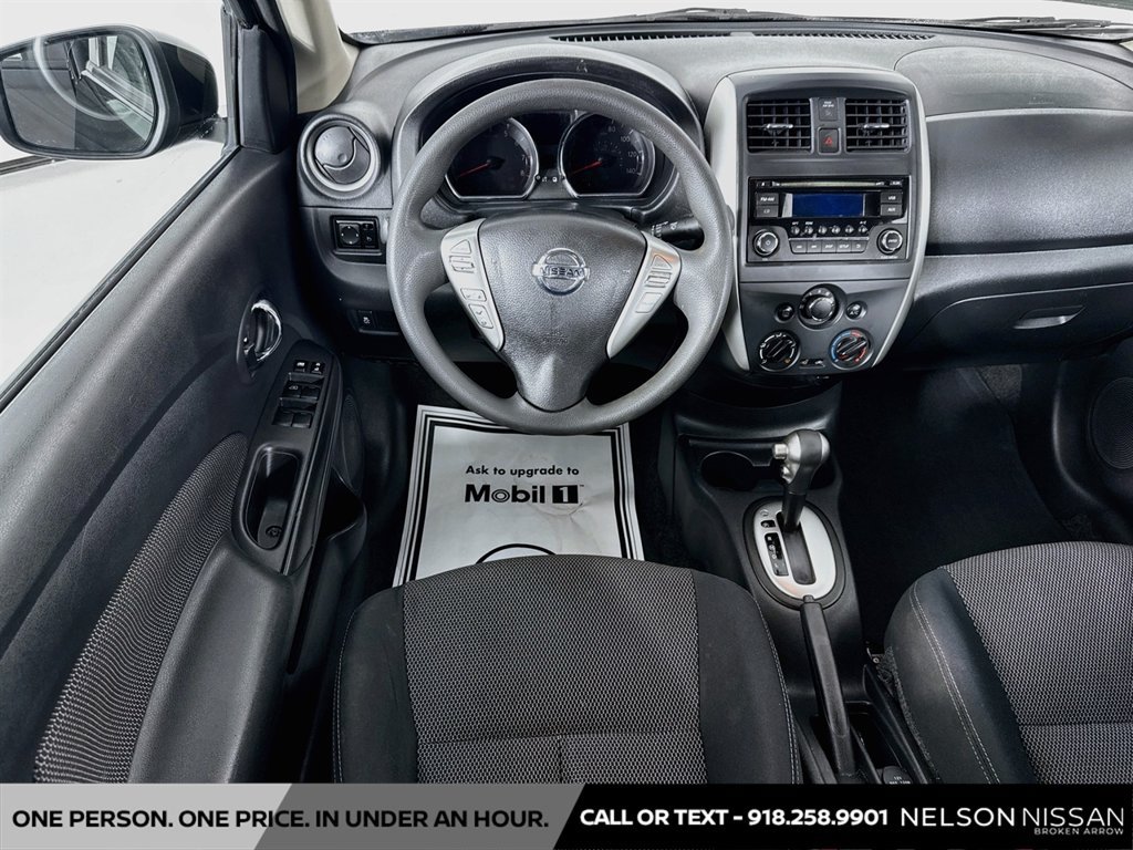 Used 2016 Nissan Versa SV FWD image 19