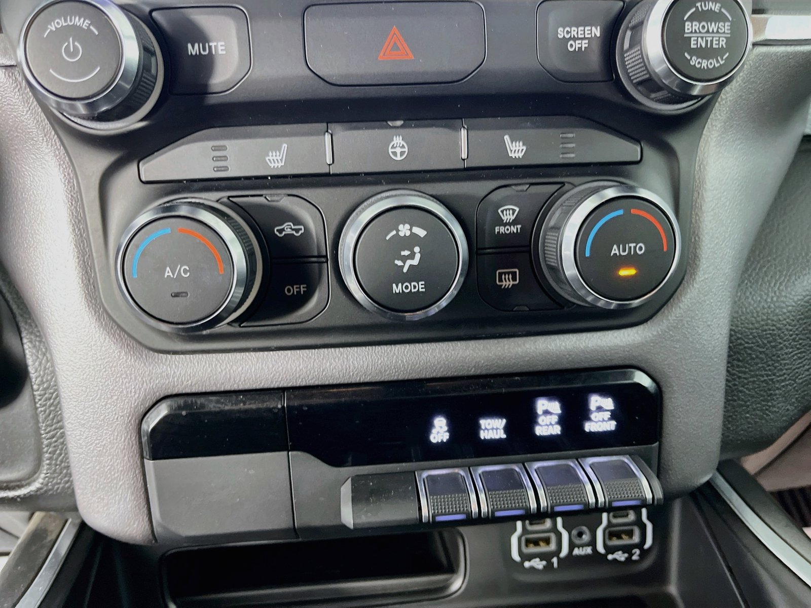 Used 2023 RAM 1500 Big Horn AWD/4WD image 21