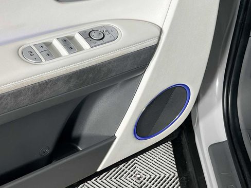 Certified 2023 Hyundai Ioniq 5 SEL w/ Cargo Package image 18