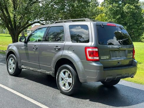 Used 2011 Ford Escape XLT w/ 203A Rapid Spec Order Code image 8