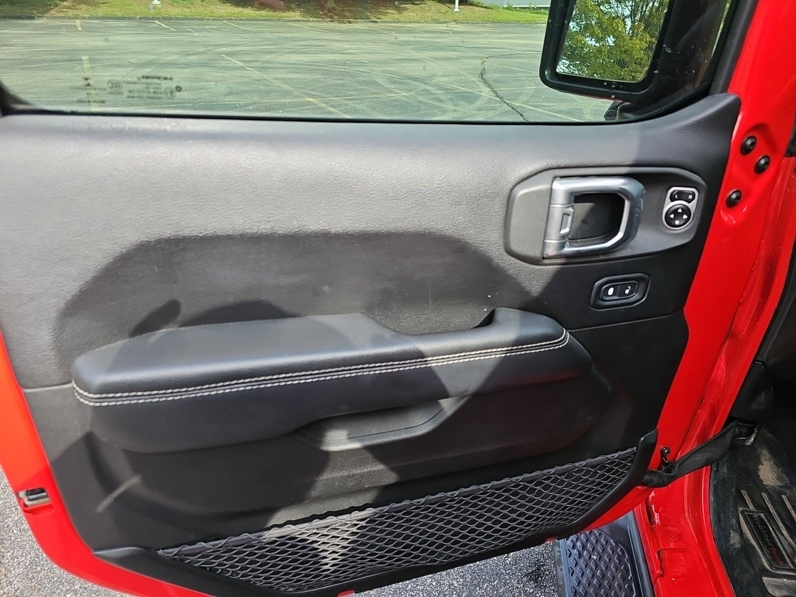 Used 2020 Jeep Gladiator Overland AWD/4WD image 19