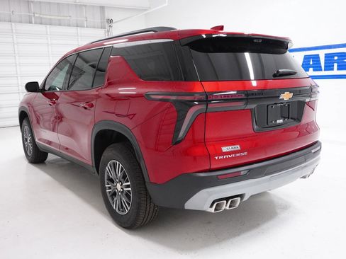 New 2026 Chevrolet Traverse LT image 11