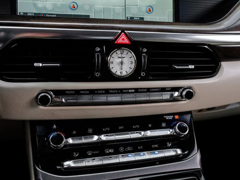 Used 2018 Genesis G90 5.0 Ultimate image 34