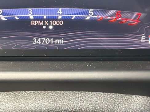Certified 2025 Jeep Wagoneer 4WD w/ Convenience Group I image 33